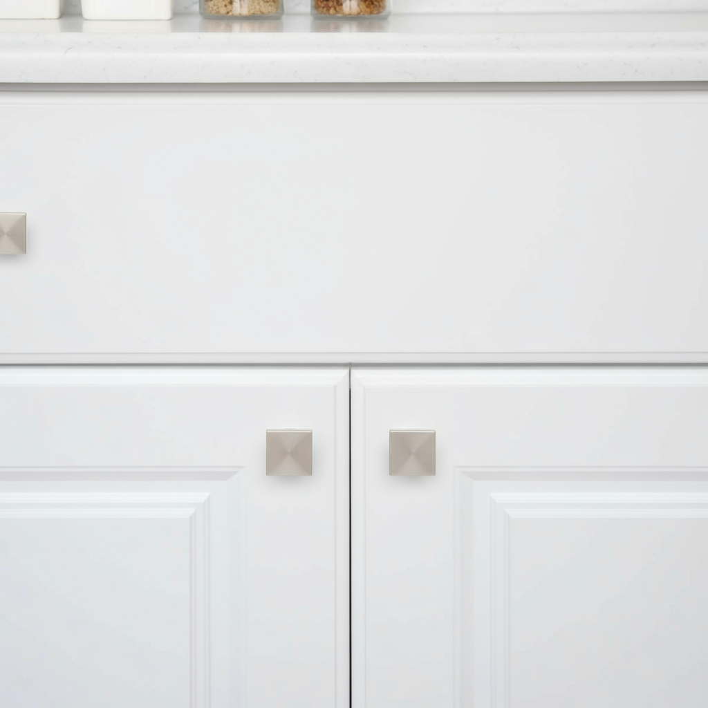 Silverline K2050 | 1-3/8 in. x 1-3/8 in. Contemporary Flat Square Cabinet Knob in Satin Nickel