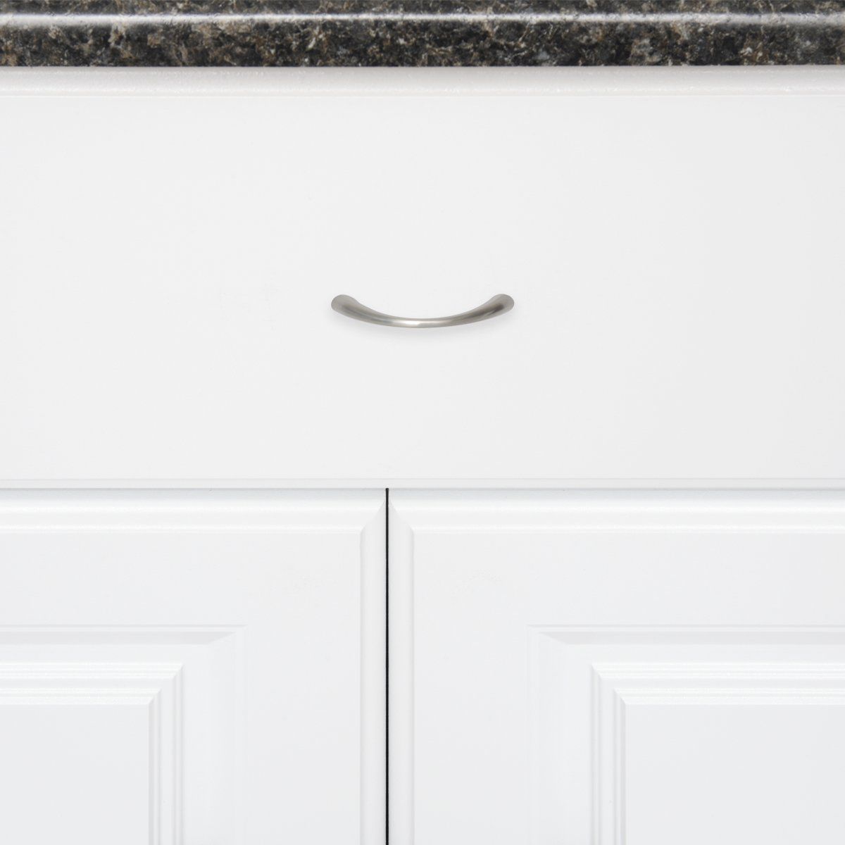 Silverline P2017 Tapered Bow Cabinet Hardware Pull Handle CC: 96 mm ~ 3-13/16" - amerfithardware
