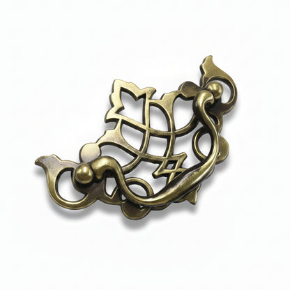 Silverline B2001 | 3 in. Centers Ornate Antique Furniture Drop Pulls | Antique English