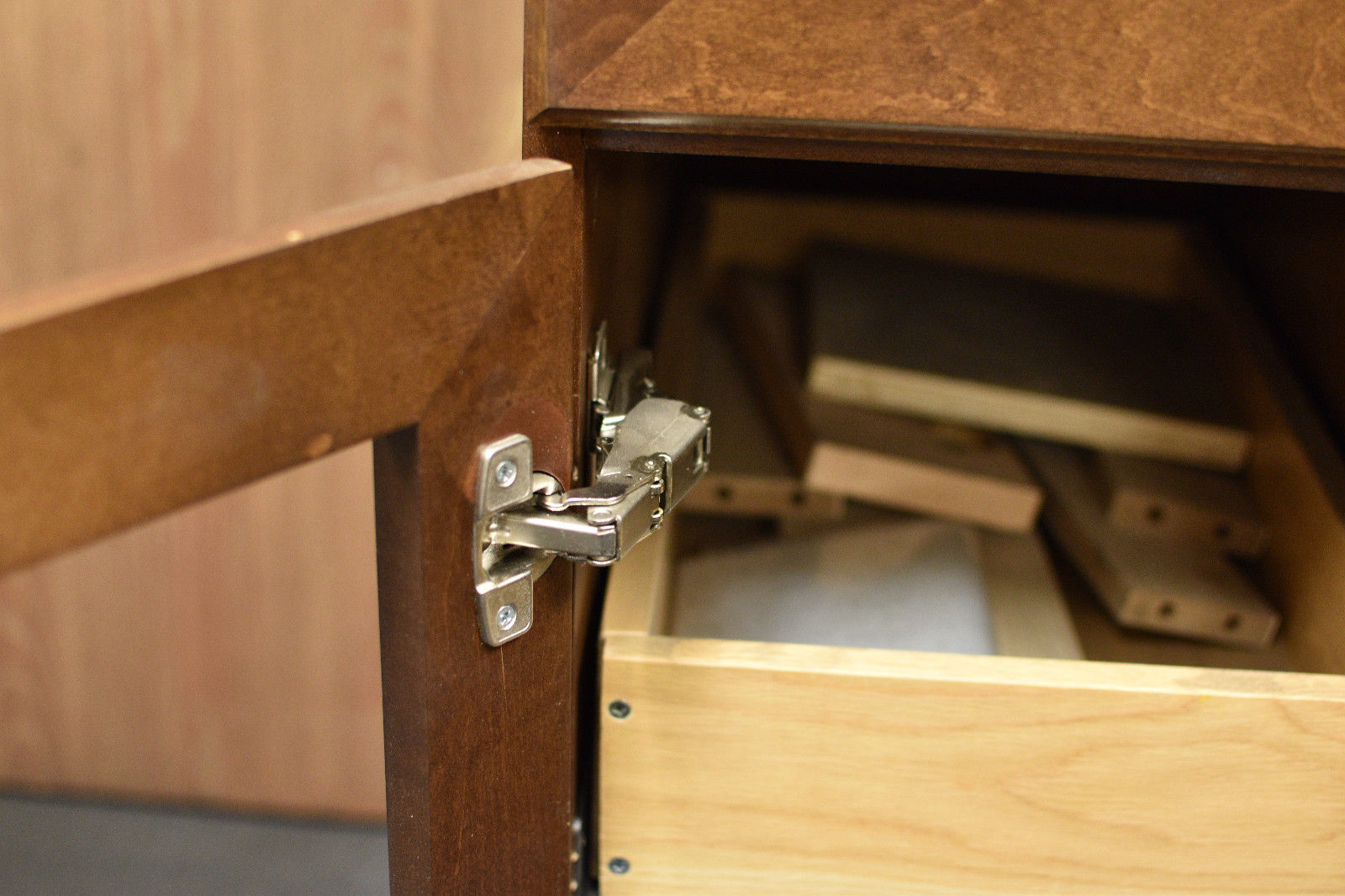 165 ° Angle Concealed Hinge Cabinet Hardware 1 Pair Door w Mounting Plate - amerfithardware
